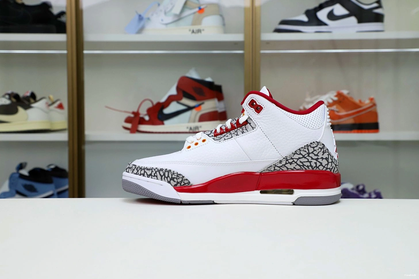 Jordan Cardinal Retro Red(CT8532-126） 3 Air  0918